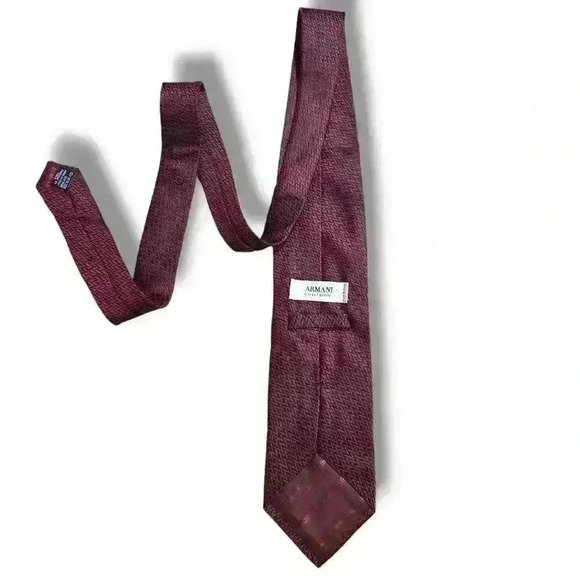 Giorgio Armani Dark Red Men's Tie 100% Silk #087 - Picture 2 of 7